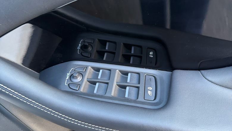 Jaguar I-Pace 294kW EV400 HSE 90kWh 5dr Auto [11kW Charger] Electric Estate